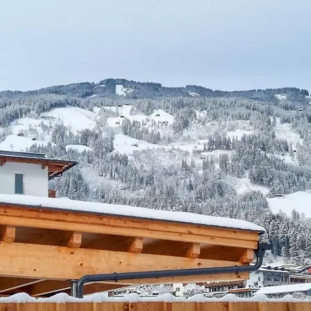 Veronikas Relax & Family Suite - Sun Terrace And Car Park By Alpenluxus Appartements Apartment
