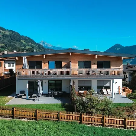 Veronikas Relax & Family Suite - Sun Terrace And Car Park By Alpenluxus Appartements Apartment *